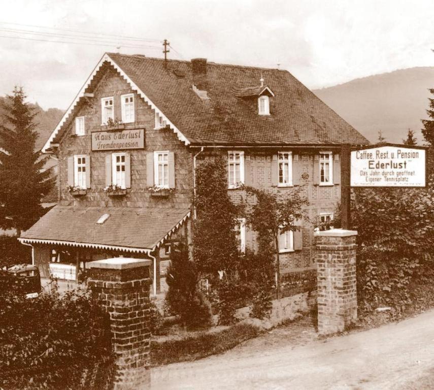Doppelzimmer / Landhaus Ederlust Heilungsraeume E.V. Hatzfeld ภายนอก รูปภาพ
